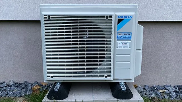 Equipement : <span>Climatisation DAYKIN</span>